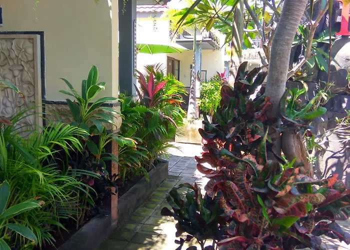 Hawaii Bali デンパサール